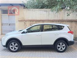 تۆیۆتا ڕاڤ 4